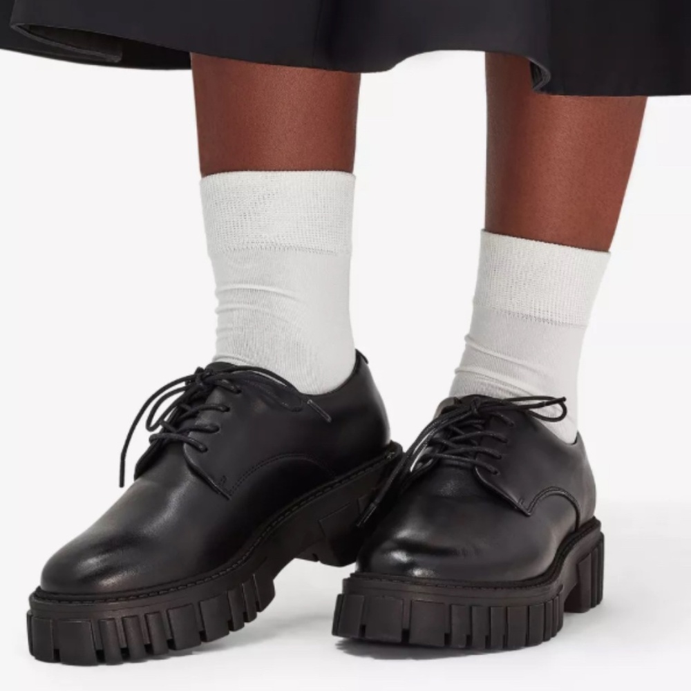 Clarks Page Walk oxfords size 9